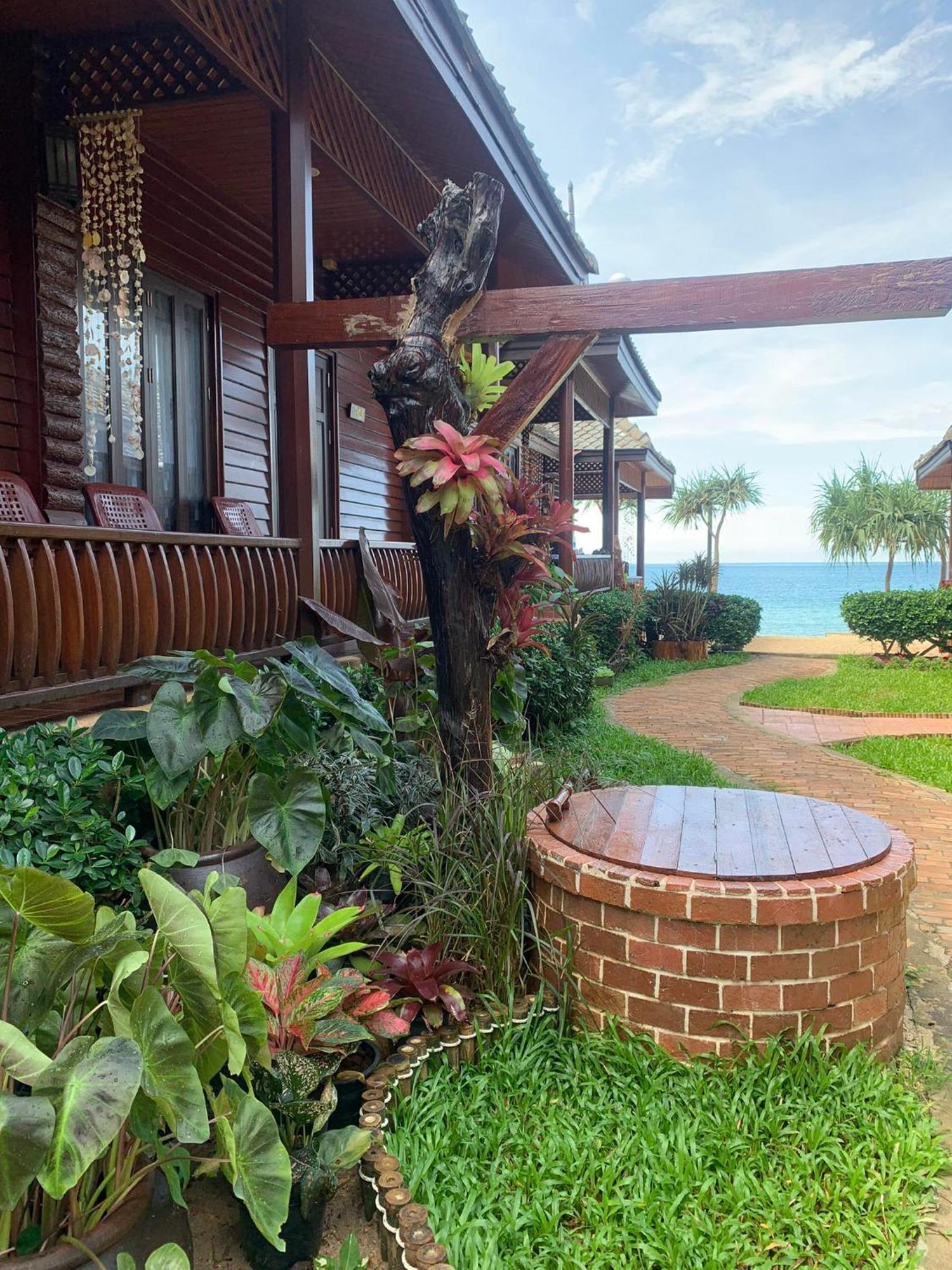 Baan Pakgasri Hideaway Hotel Ko Lanta Exterior foto